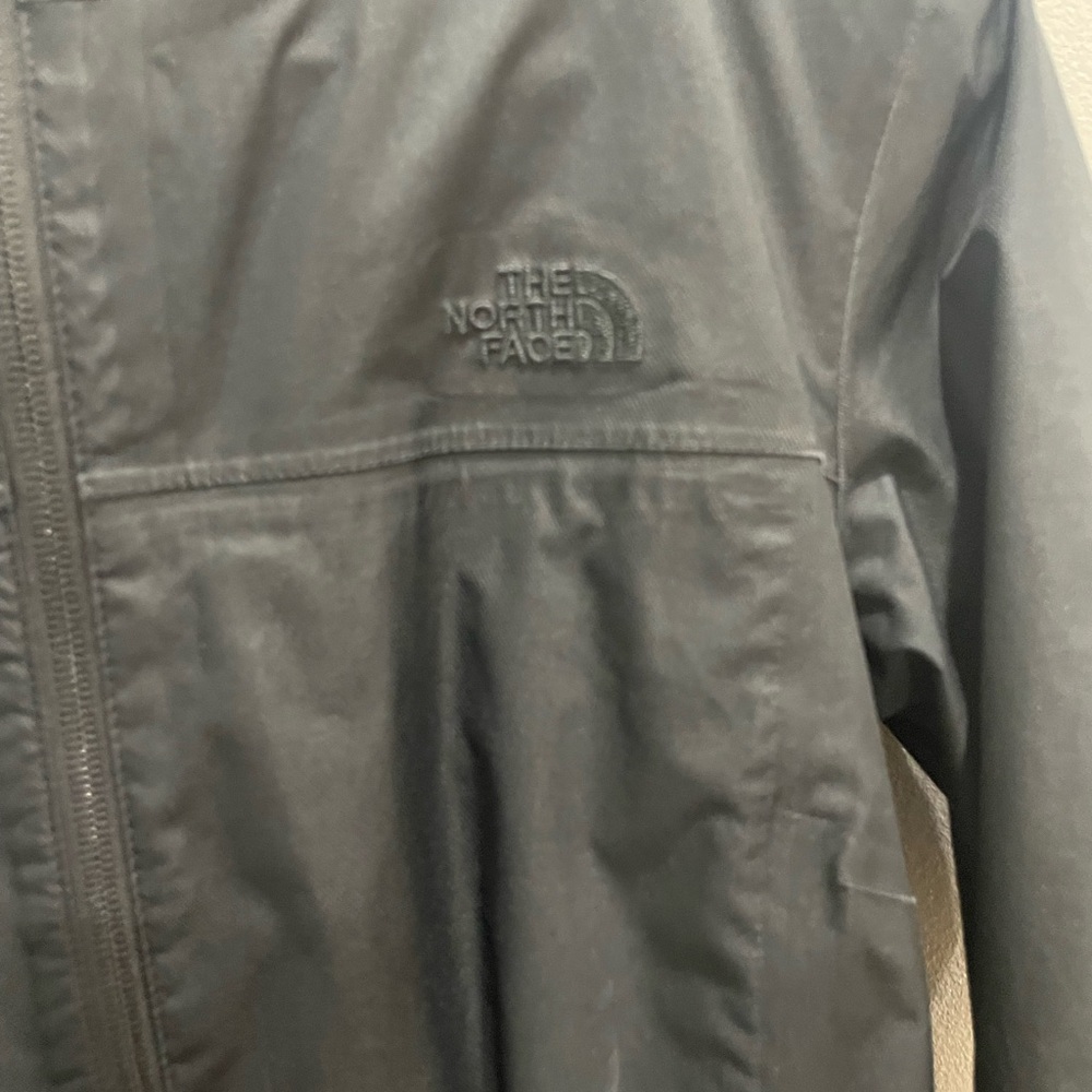 North Face jacket (shell) - Picture 2 of 3